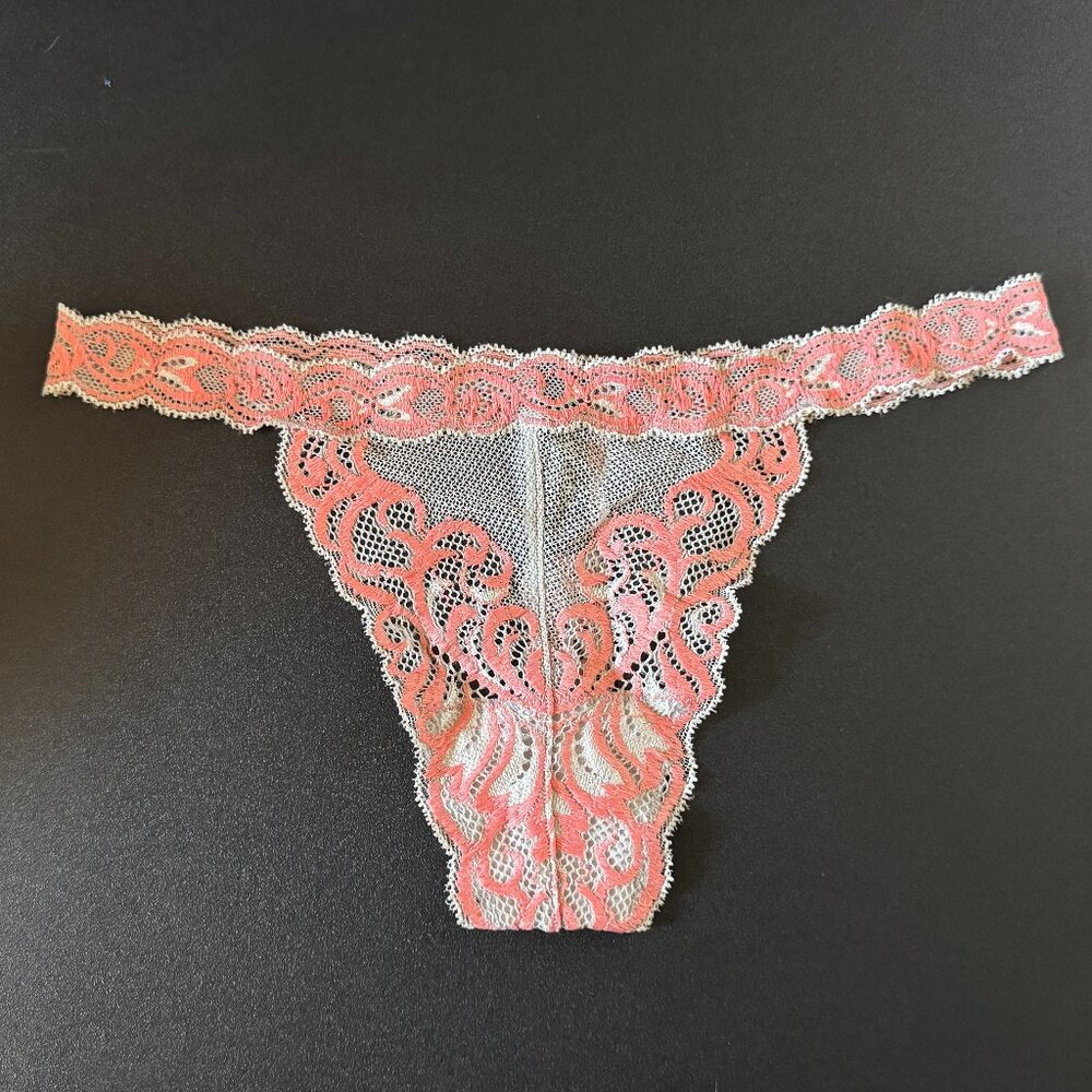 NWT Natori Thong Panty